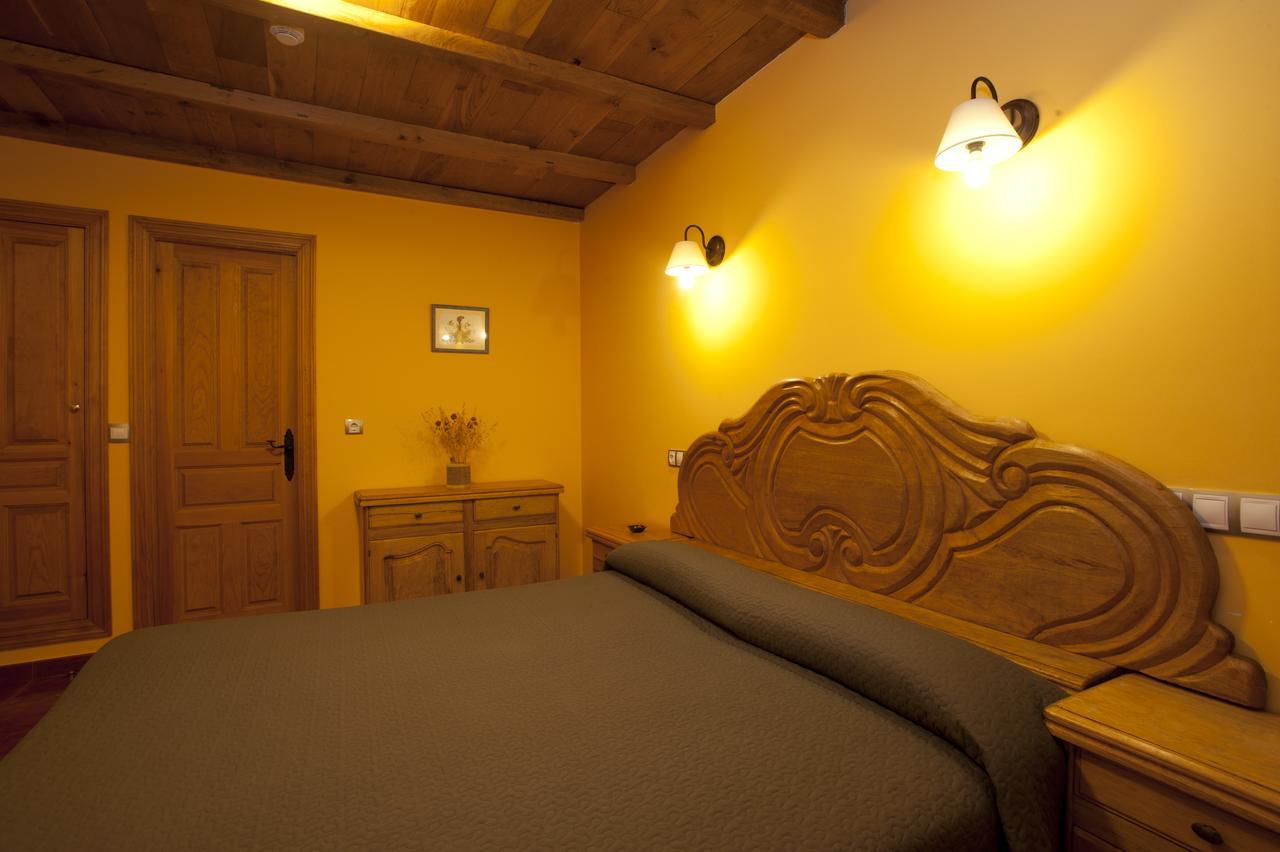 Posada Casa Rosalia Castro Urdiales Zimmer foto