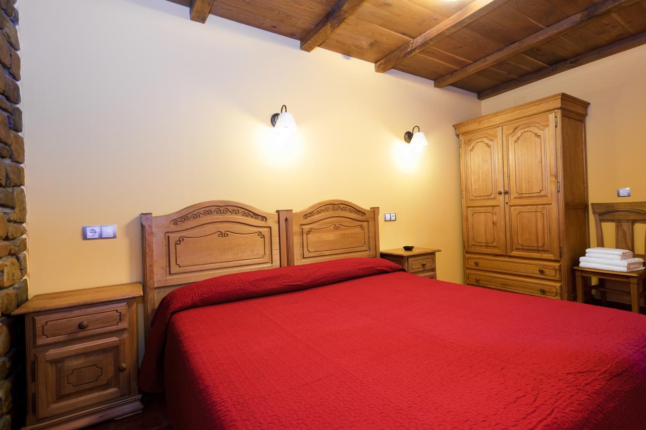 Posada Casa Rosalia Castro Urdiales Zimmer foto